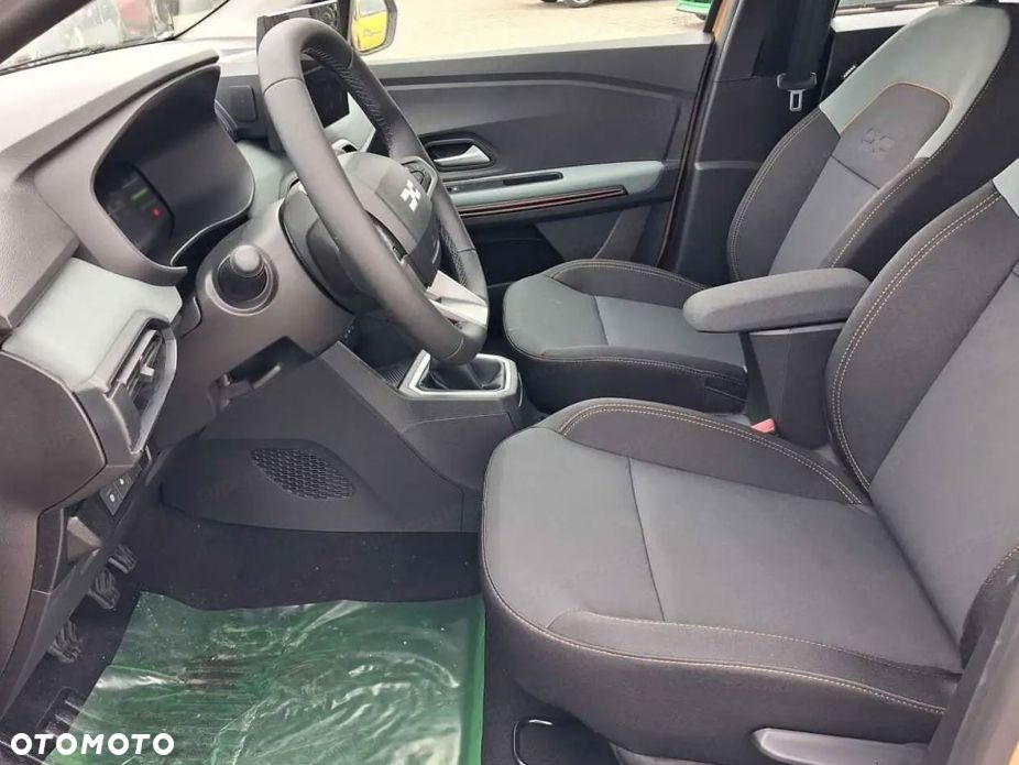 Dacia Sandero - 7