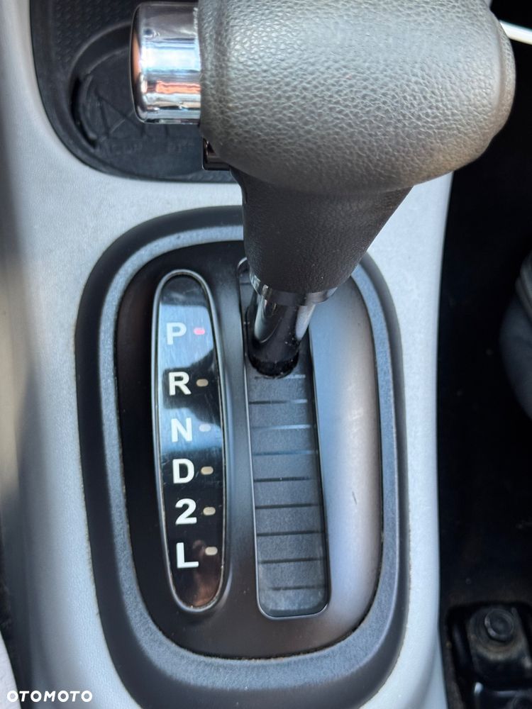 Hyundai Accent - 9