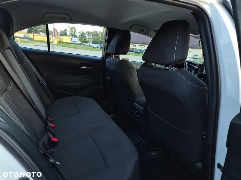 Toyota Corolla 1.6 Comfort - 9