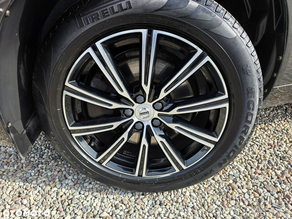 Volvo XC 60 D5 SCR AWD Inscription - 22