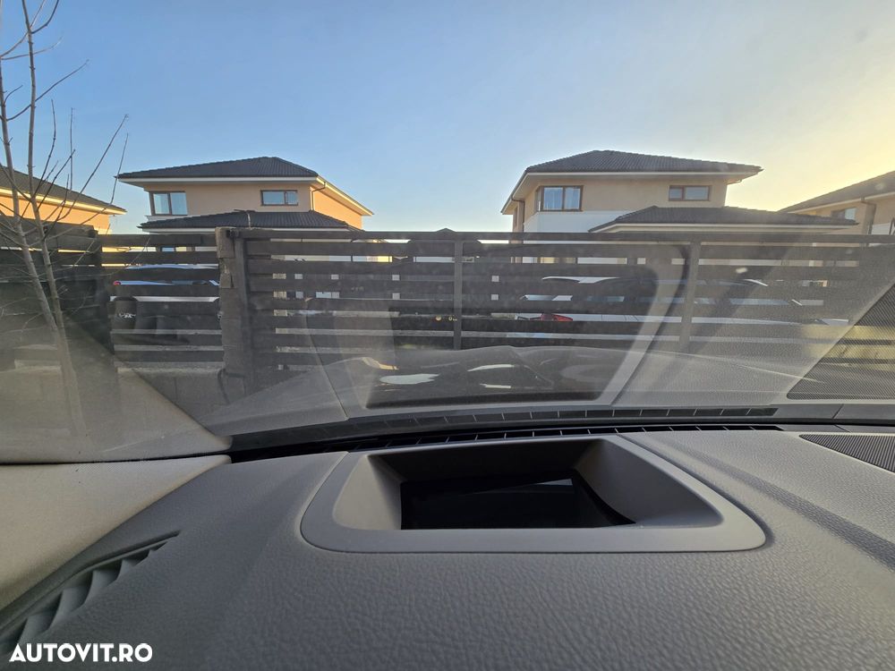 BMW Seria 5 525d xDrive Aut. Luxury Line - 10