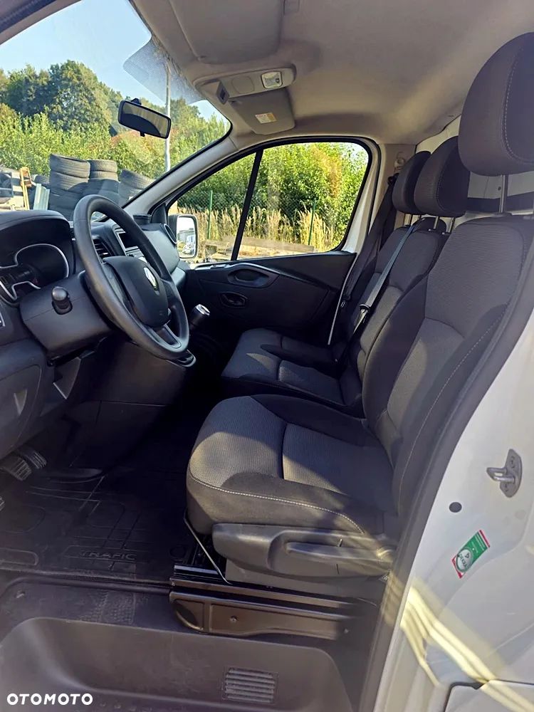 Renault Trafic - 13