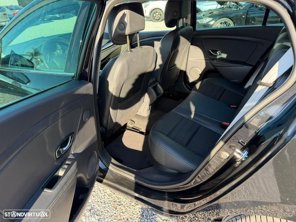 Renault Mégane Sport Tourer 1.5 dCi Bose Edition J18 - 13