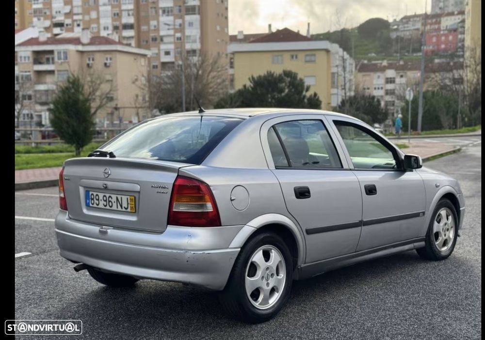 Opel Astra 1.4 100 - 2