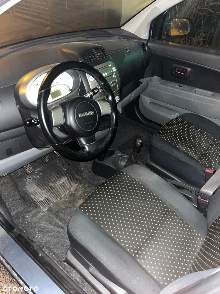 Daihatsu Sirion 1.3 - 5