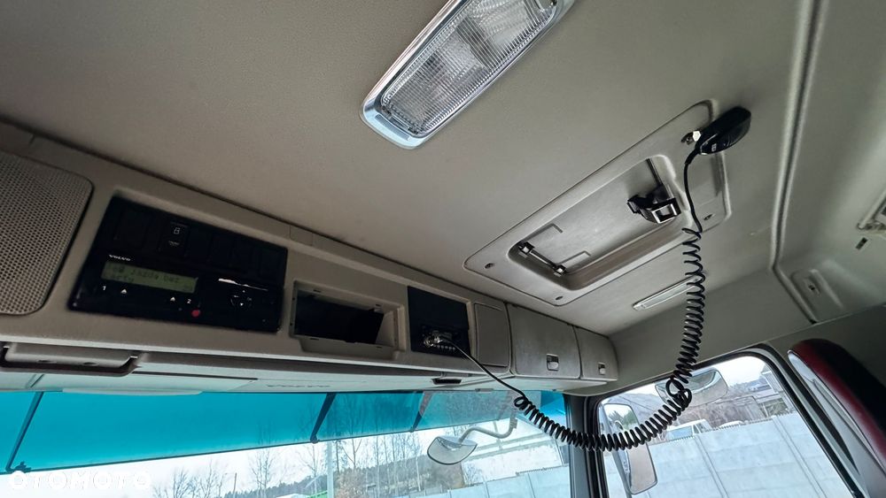 Volvo FMX 410  8X4 - 26