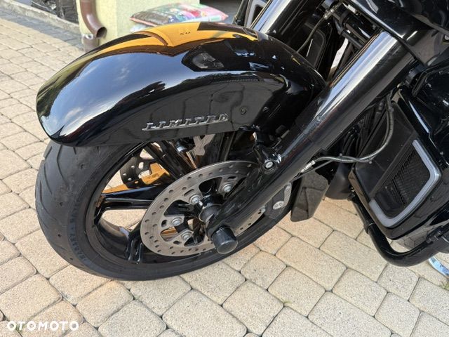 Harley-Davidson Touring Road Glide - 27
