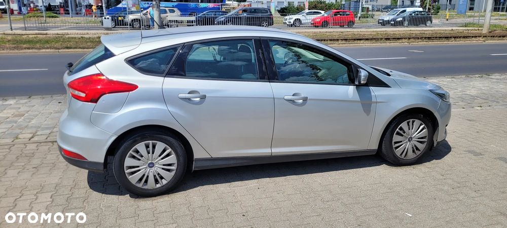 Ford Focus 1.5 TDCi Trend - 6