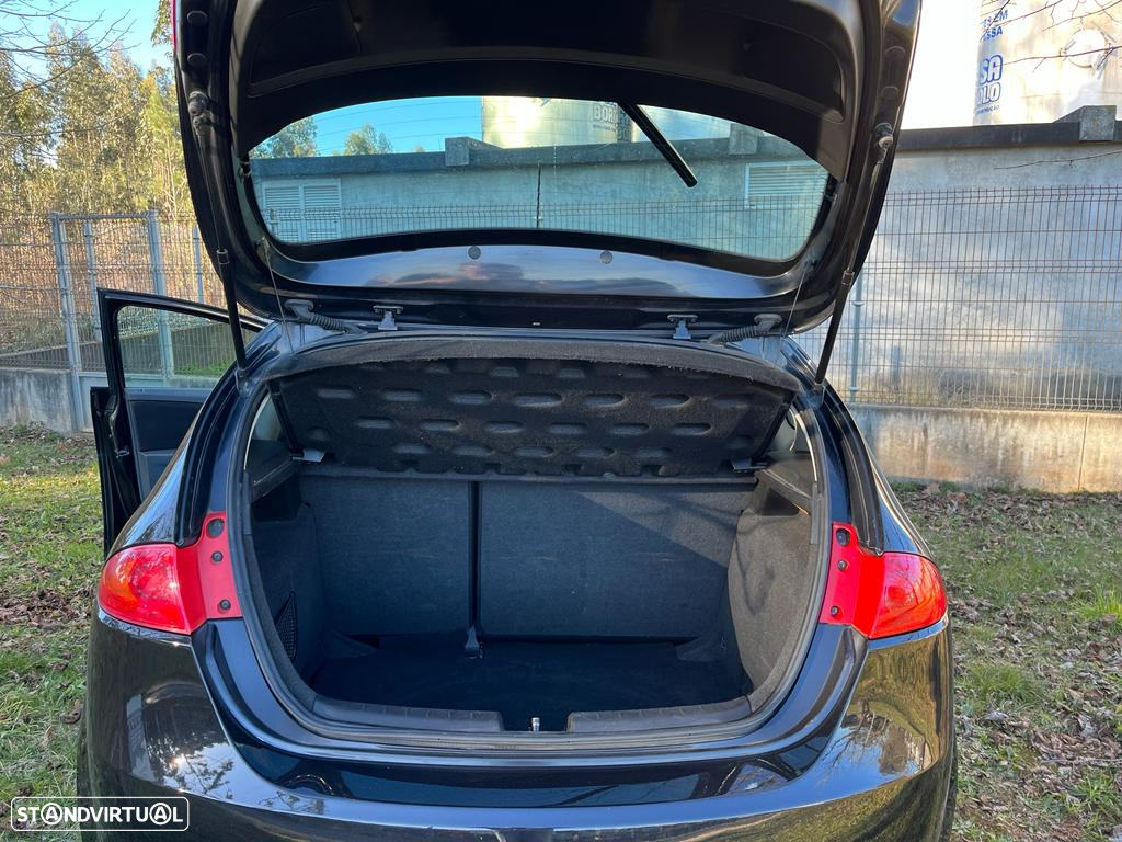 SEAT Leon 1.9 TDI Ecomotive Reference - 13