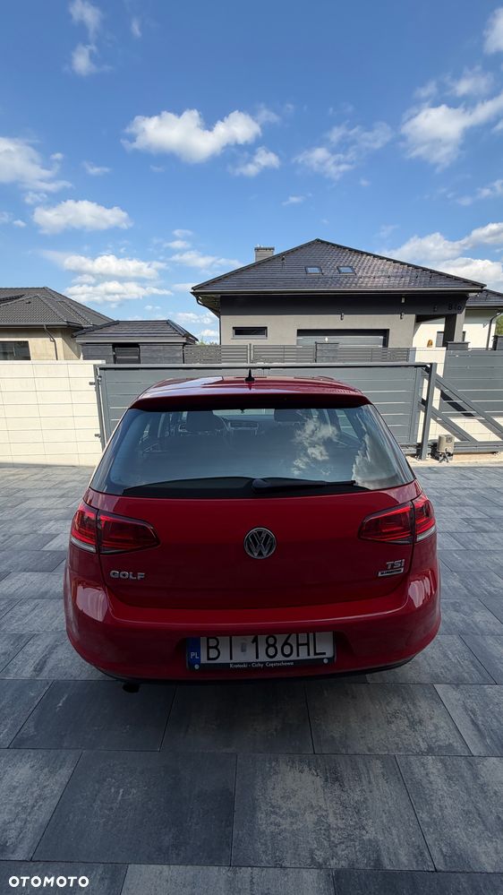 Volkswagen Golf 1.2 TSI BMT Comfortline - 8