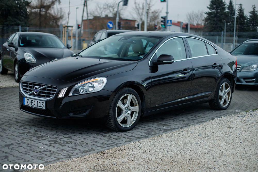 Volvo S60 T6 AWD Summum - 1