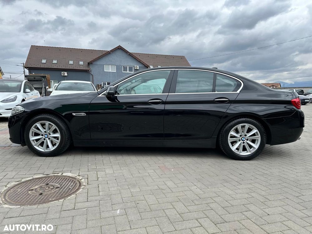 BMW Seria 5 520d Aut. - 14