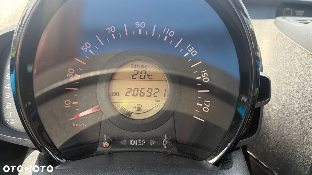 Toyota Aygo x-play Eco - 40