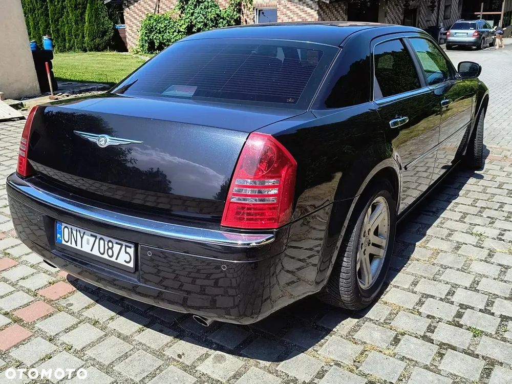 Chrysler 300C - 5