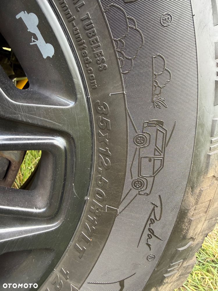 Jeep Wrangler - 39