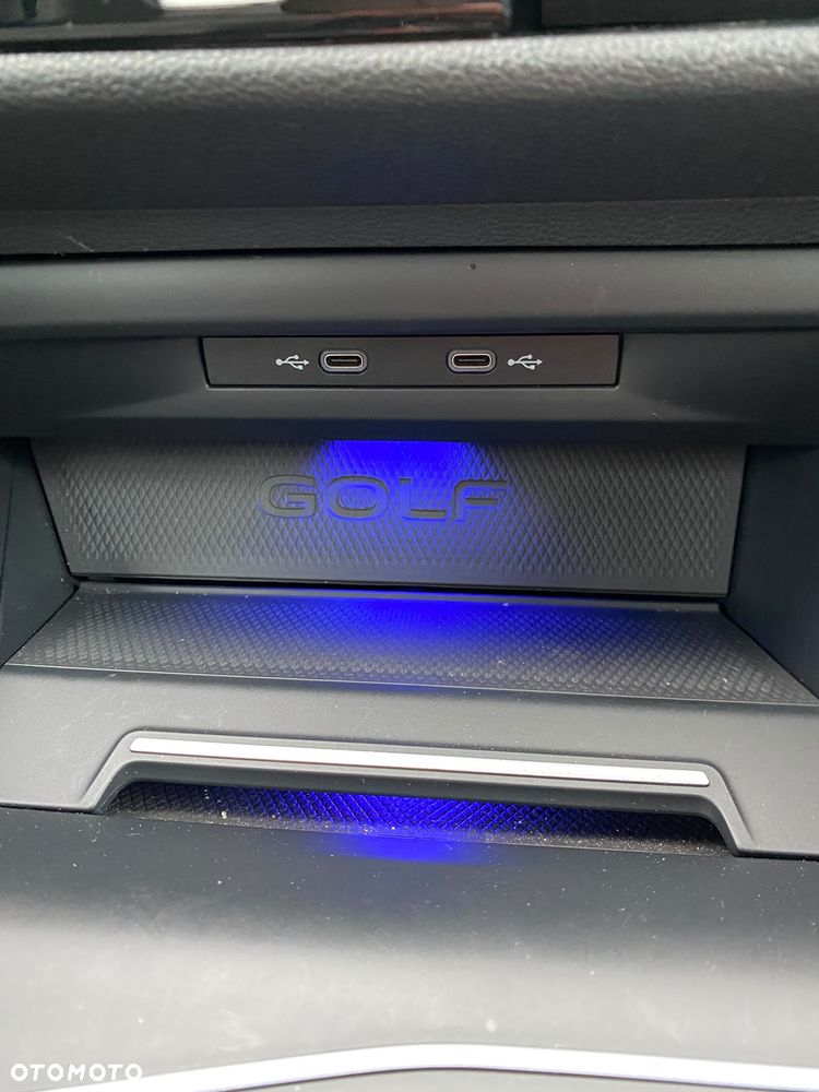 Volkswagen Golf 1.4 TSI Plug-In-Hybrid GTE - 22