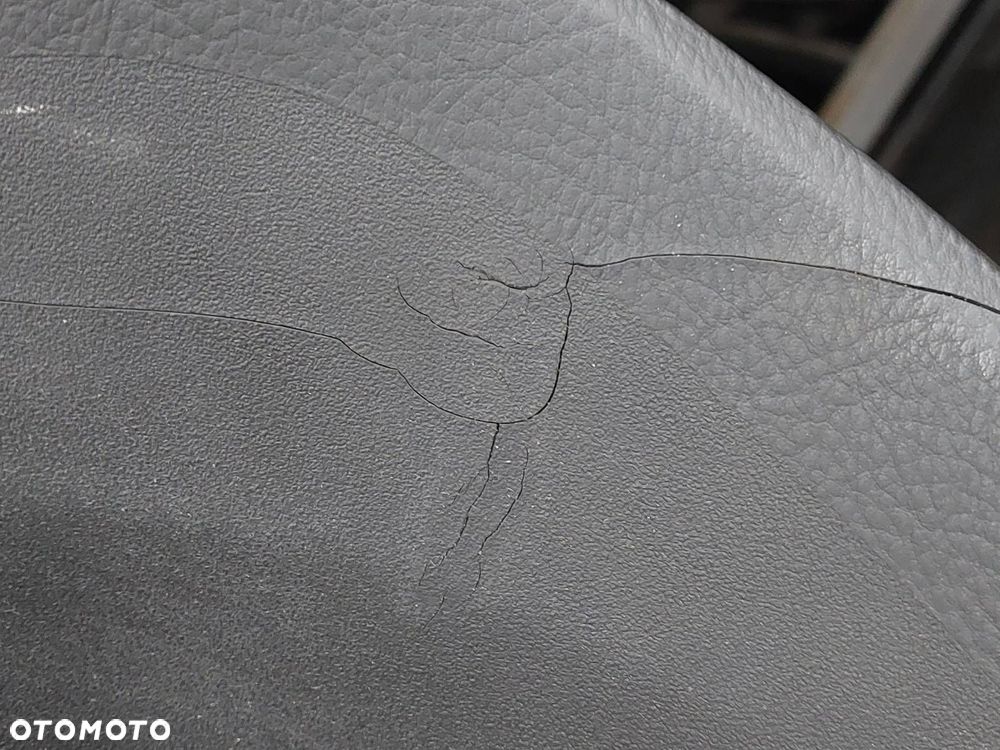 ZESTAW POSTRZAŁOWY KOKPIT DESKA AIRBAG AVENSIS T25 - 18