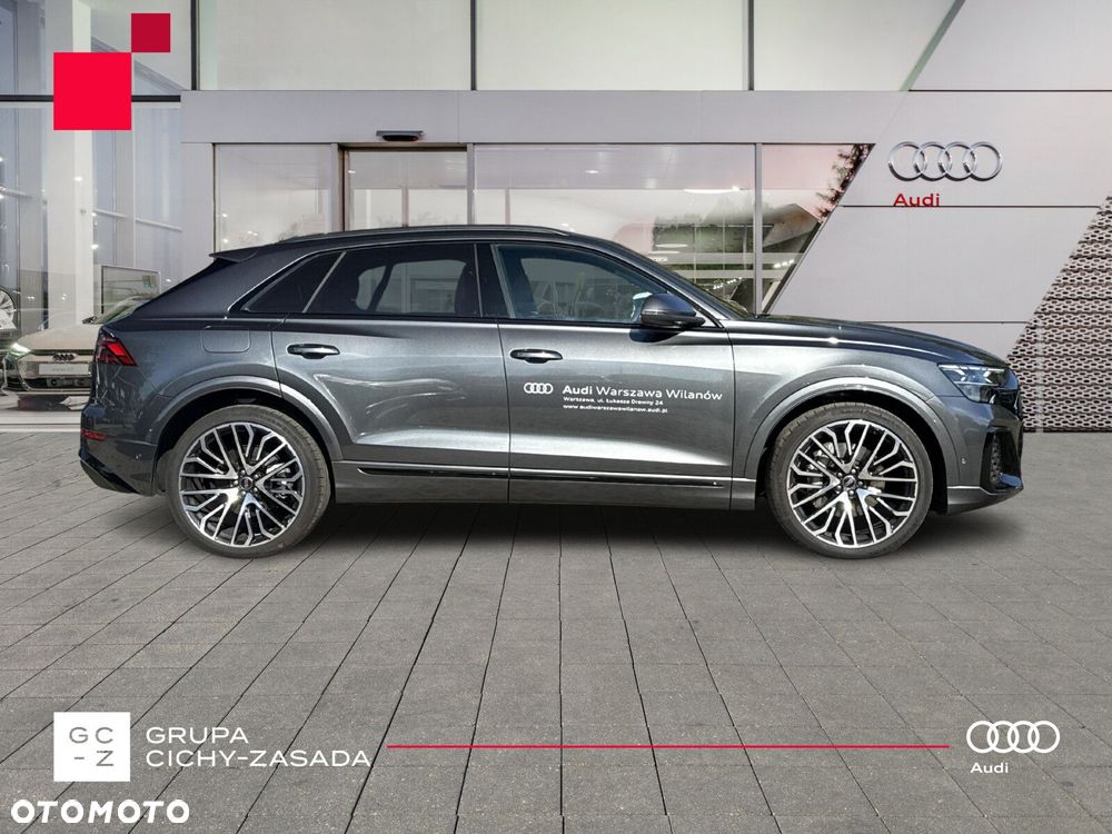 Audi Q8 - 12