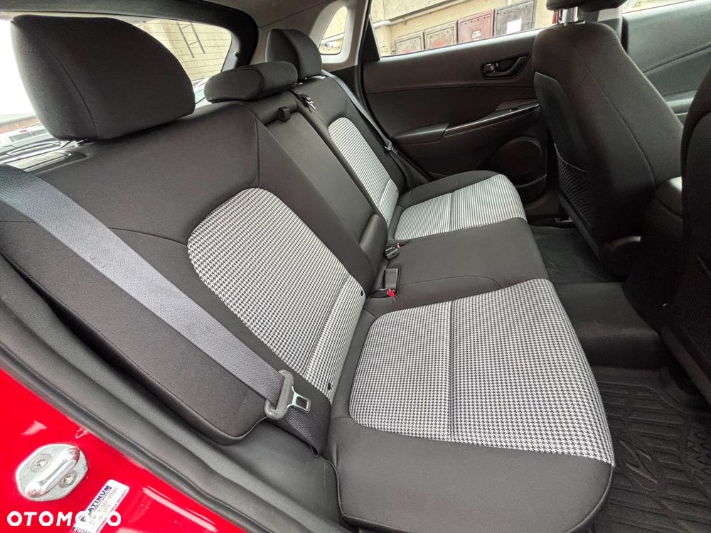Hyundai Kona - 22