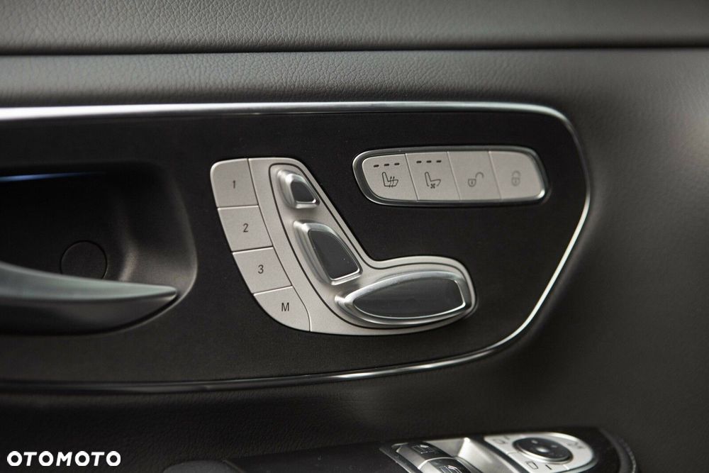 Mercedes-Benz Klasa V 300 d 4-Matic 9G-Tronic Avantgarde (ekstra d³) - 19