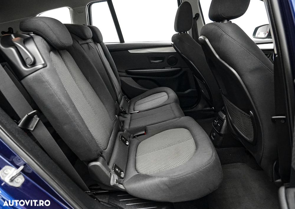 BMW Seria 2 216d Luxury Line - 17