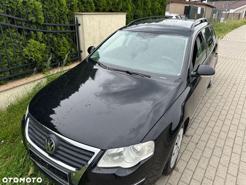 Volkswagen Passat - 2