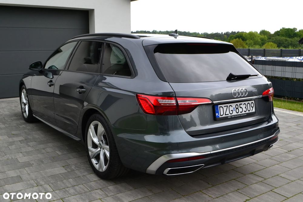 Audi A4 Avant 35 TDI S tronic S line - 2