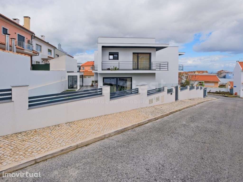 Moradia T4 de Prestígio com Vista sobre o Tejo - Luxo, Design e Con... - Grande imagem: 4/59