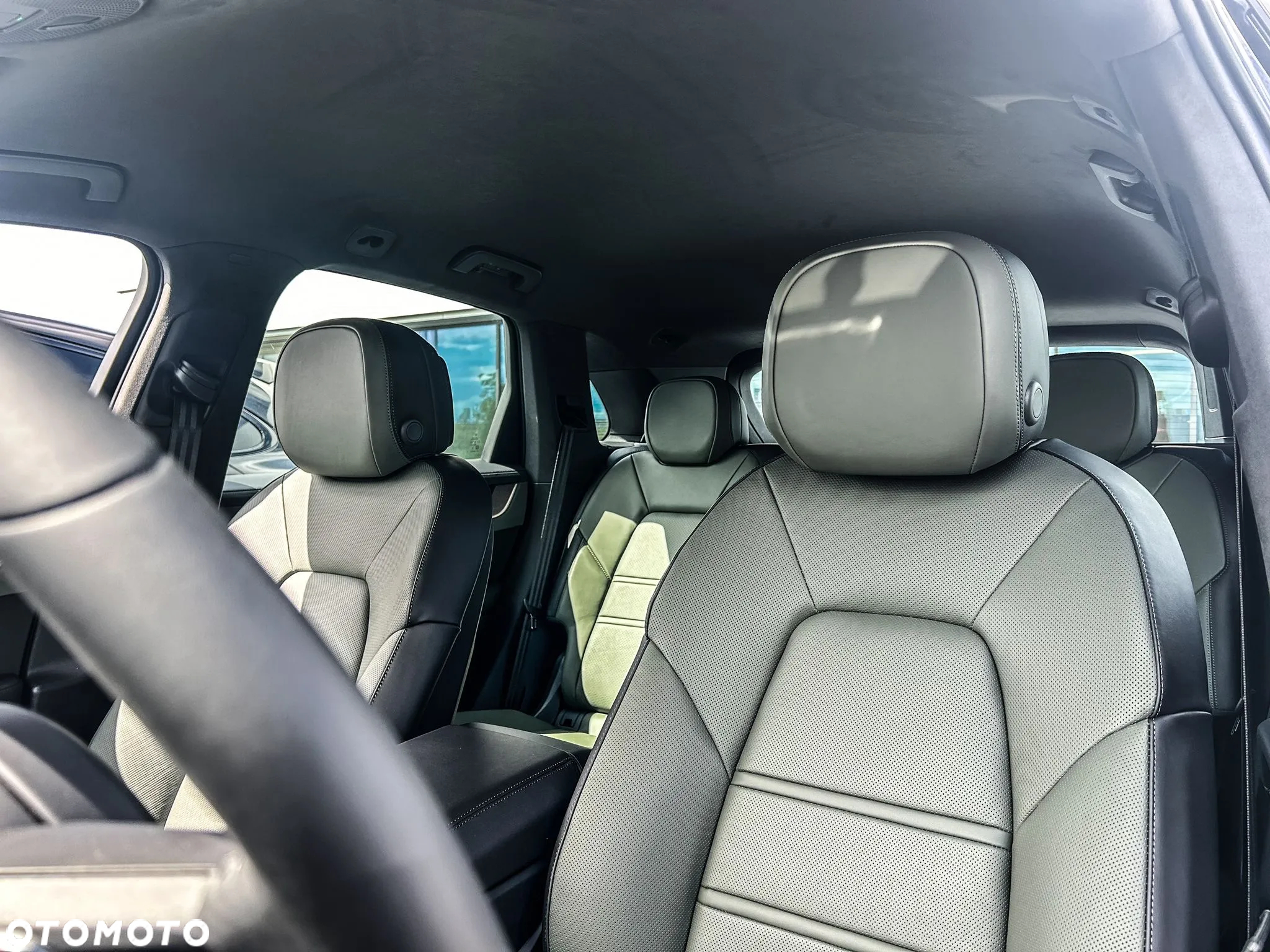 Porsche Cayenne S - 10