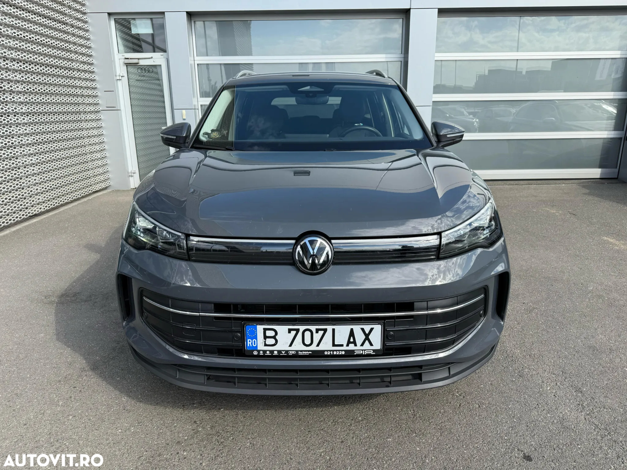 Volkswagen Tiguan 2.0 TDI DSG 4Motion Advanced - 8