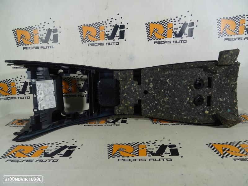 Consola Central Bmw 3 Coupé (E92)  Consola Central Traseira Bmw E92 - 8