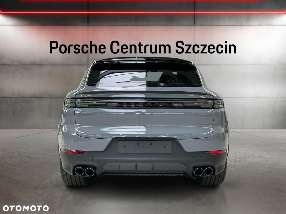 Porsche Cayenne - 4