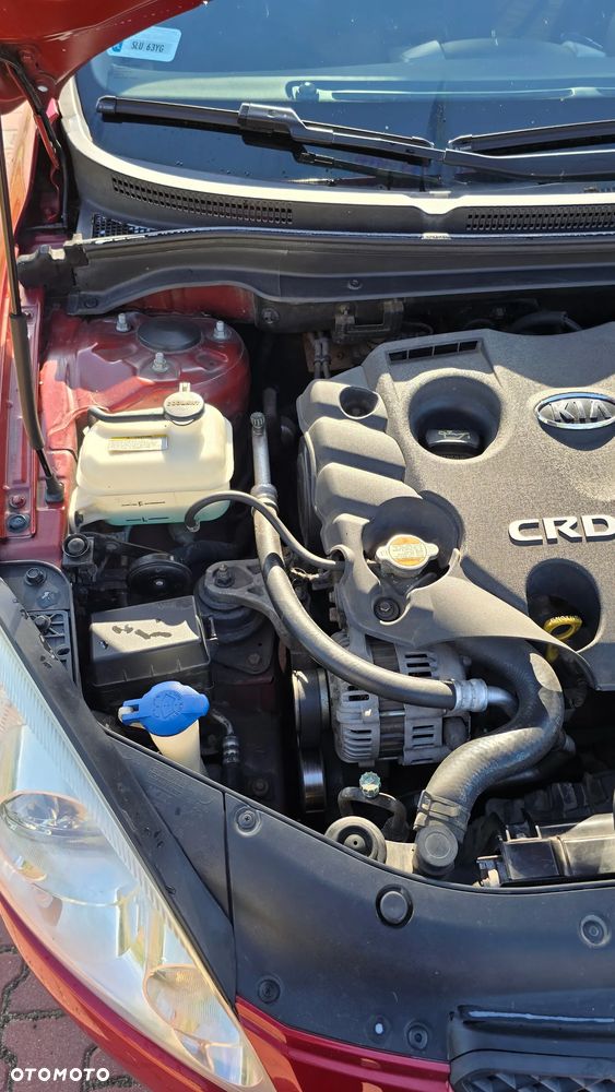 Kia Ceed 2.0 crdi Optimum + - 22