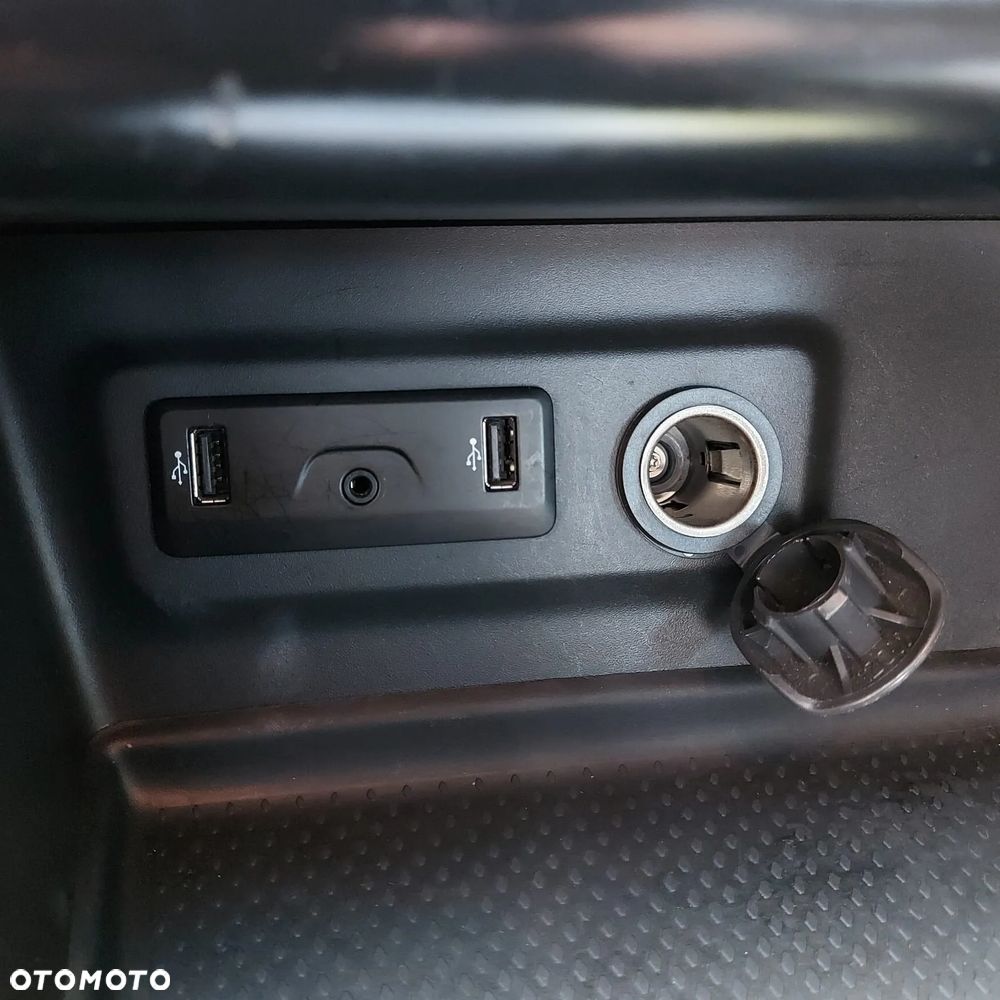 Renault Megane ENERGY TCe 100 INTENS - 26