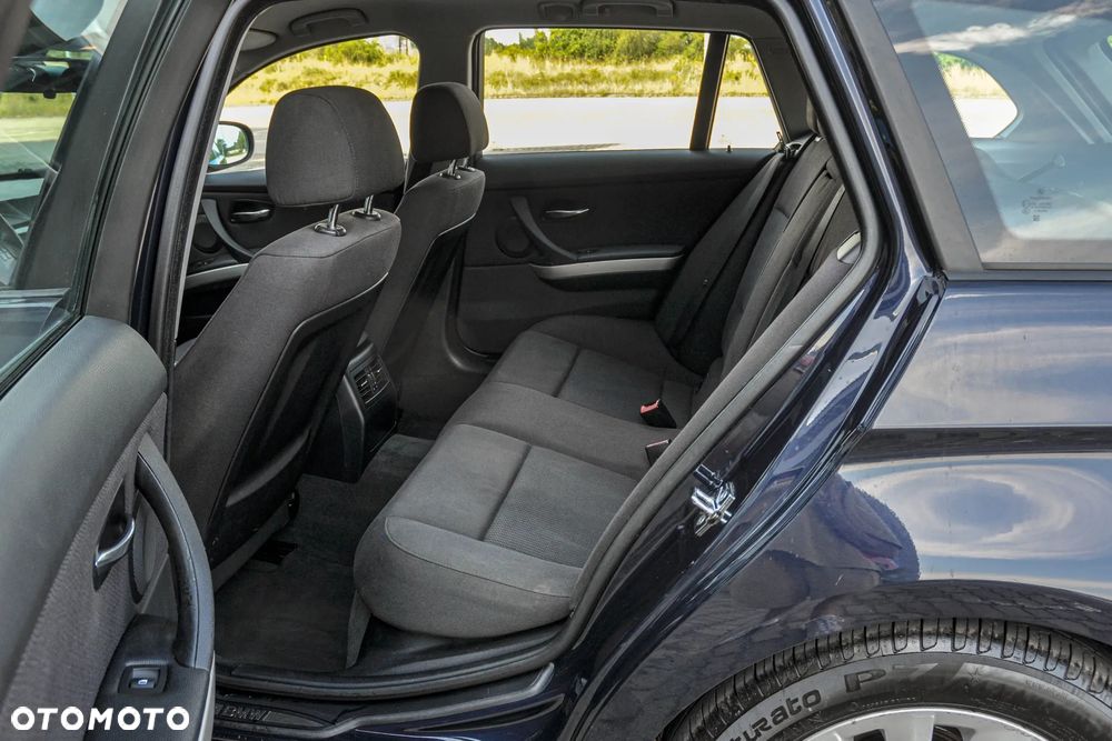 BMW Seria 3 - 8