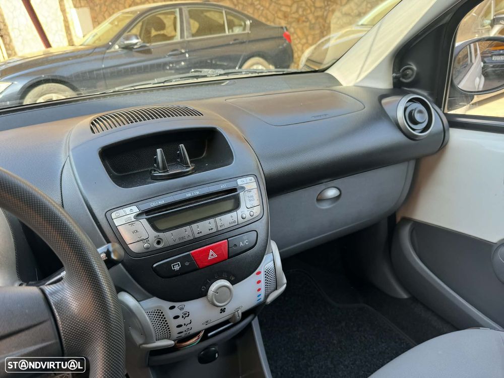 Citroën C1 1.4 HDi SX Airdream - 10