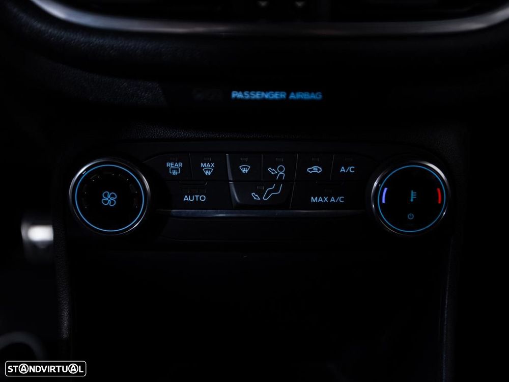 Ford Fiesta 1.0 EcoBoost MHEV ST-Line - 17