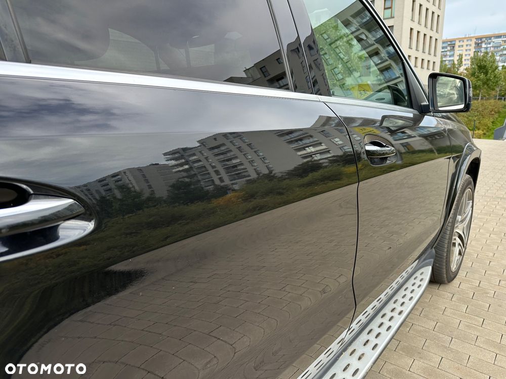 Mercedes-Benz GL - 10