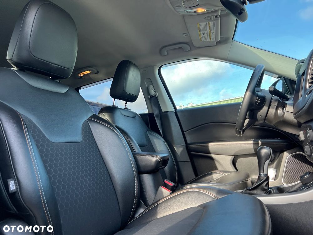 Jeep Compass - 20