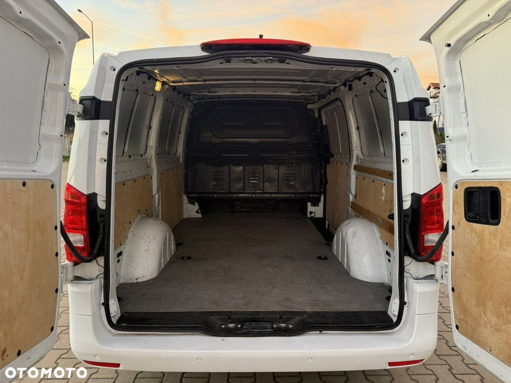 Mercedes-Benz Vito - 9