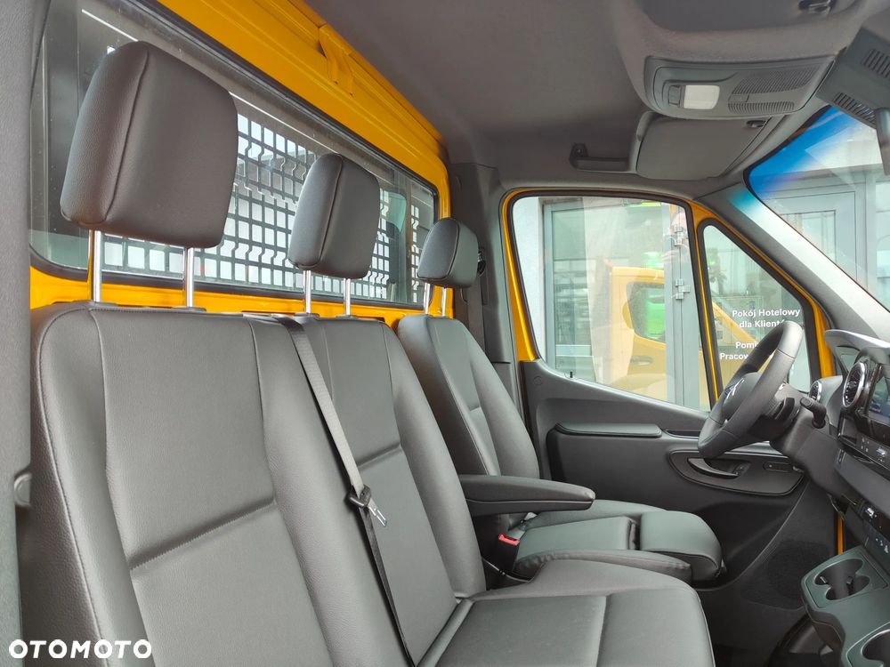 Mercedes-Benz eSprinter - 13