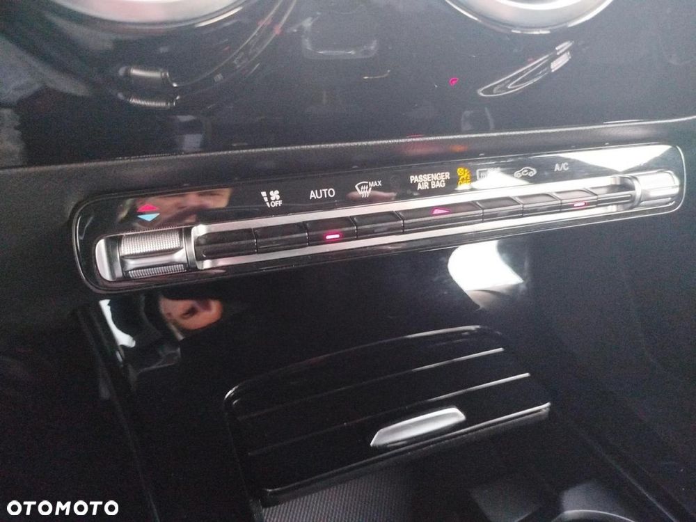 Mercedes-Benz CLA - 17