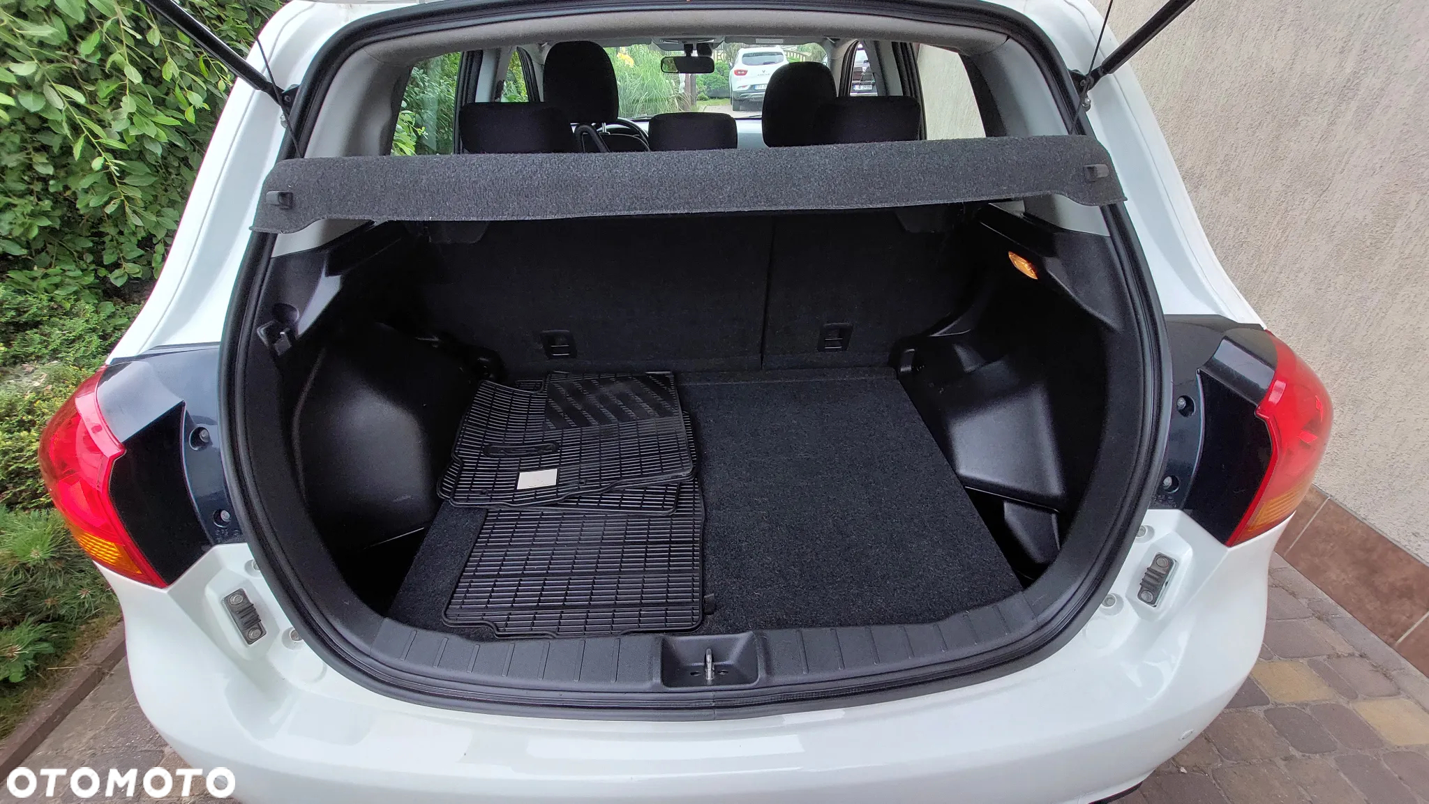 Mitsubishi ASX 1.6 DI-D 4WD Plus - 10