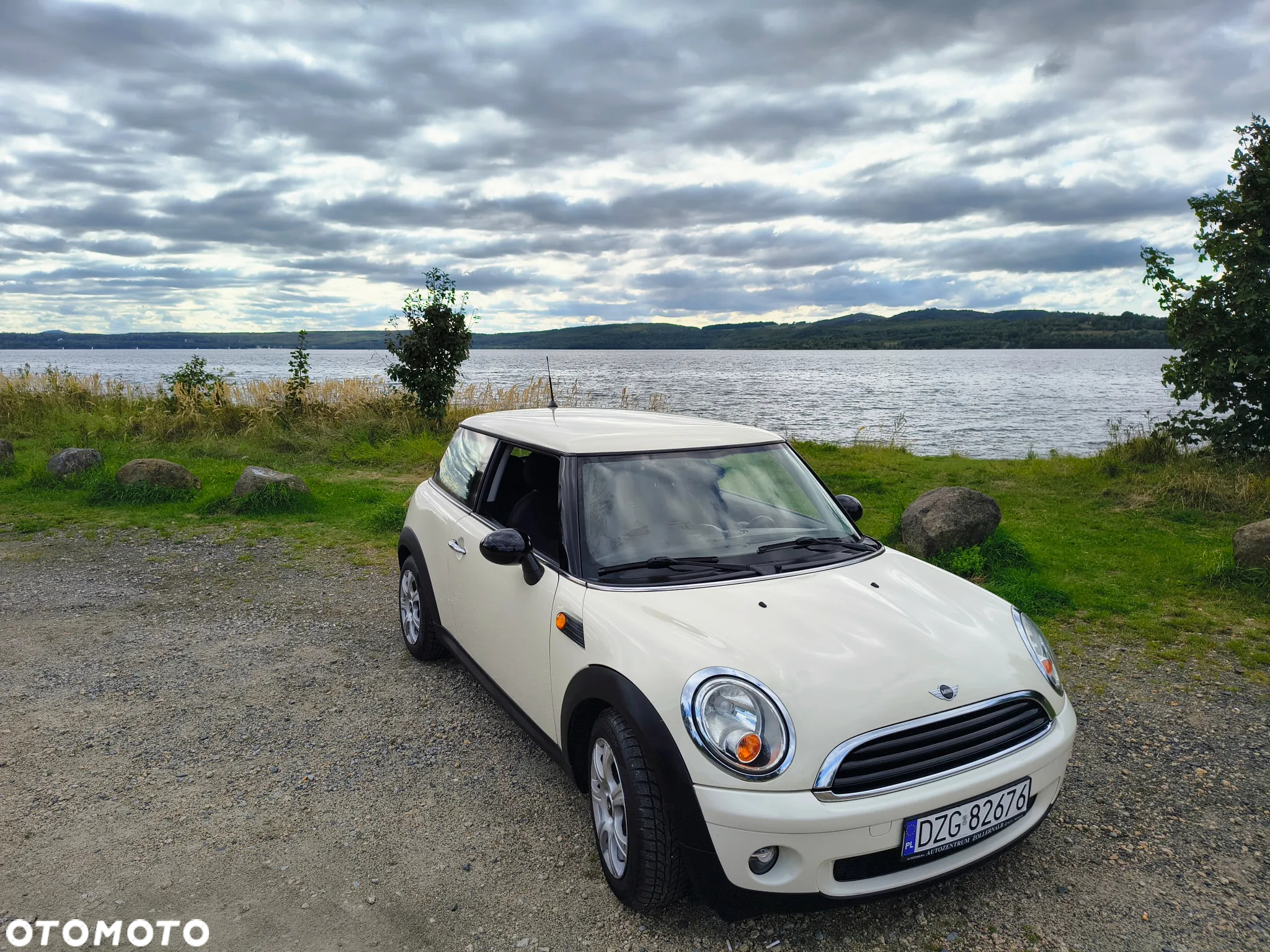 MINI ONE Standard - 10
