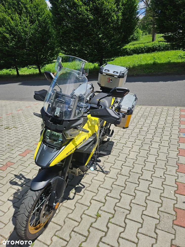 Suzuki V-STROM - 3