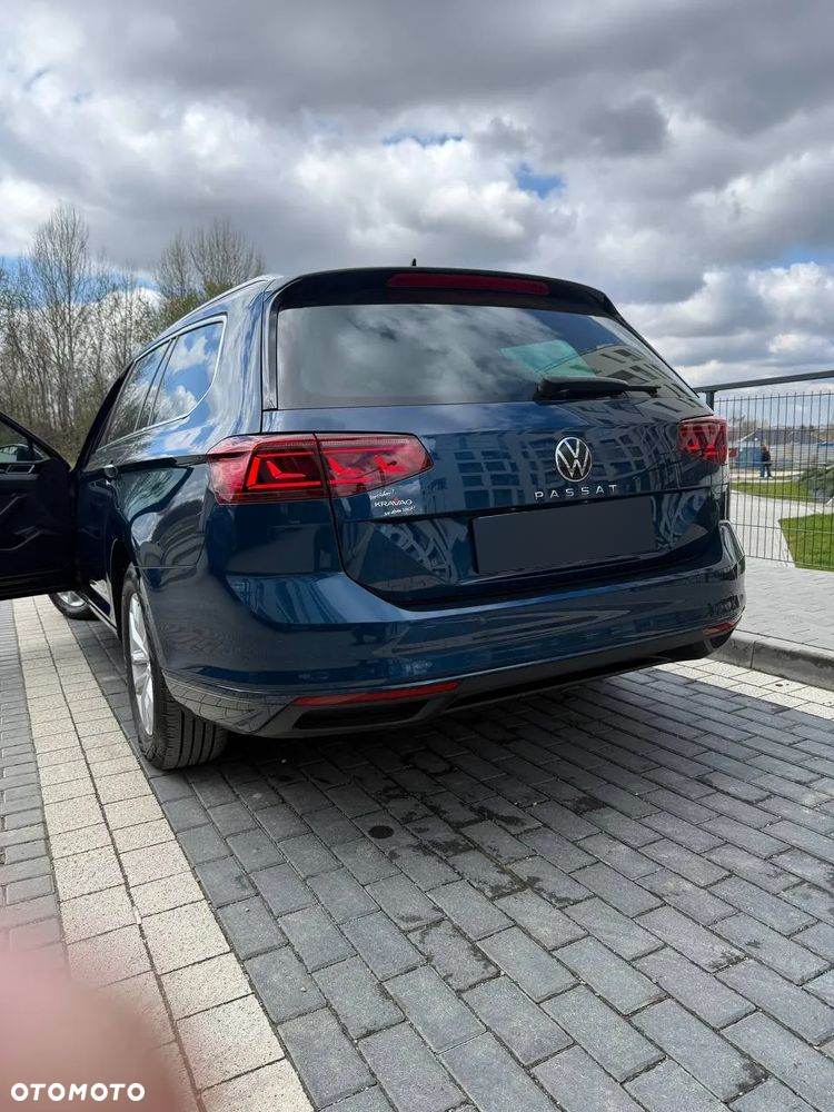 Volkswagen Passat 2.0 TDI EVO Business DSG - 5