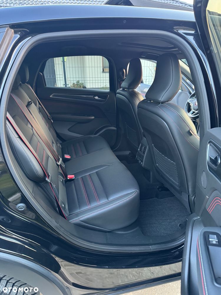 Renault Arkana TCe Mild Hybrid 160 EDC R.S LINE - 23