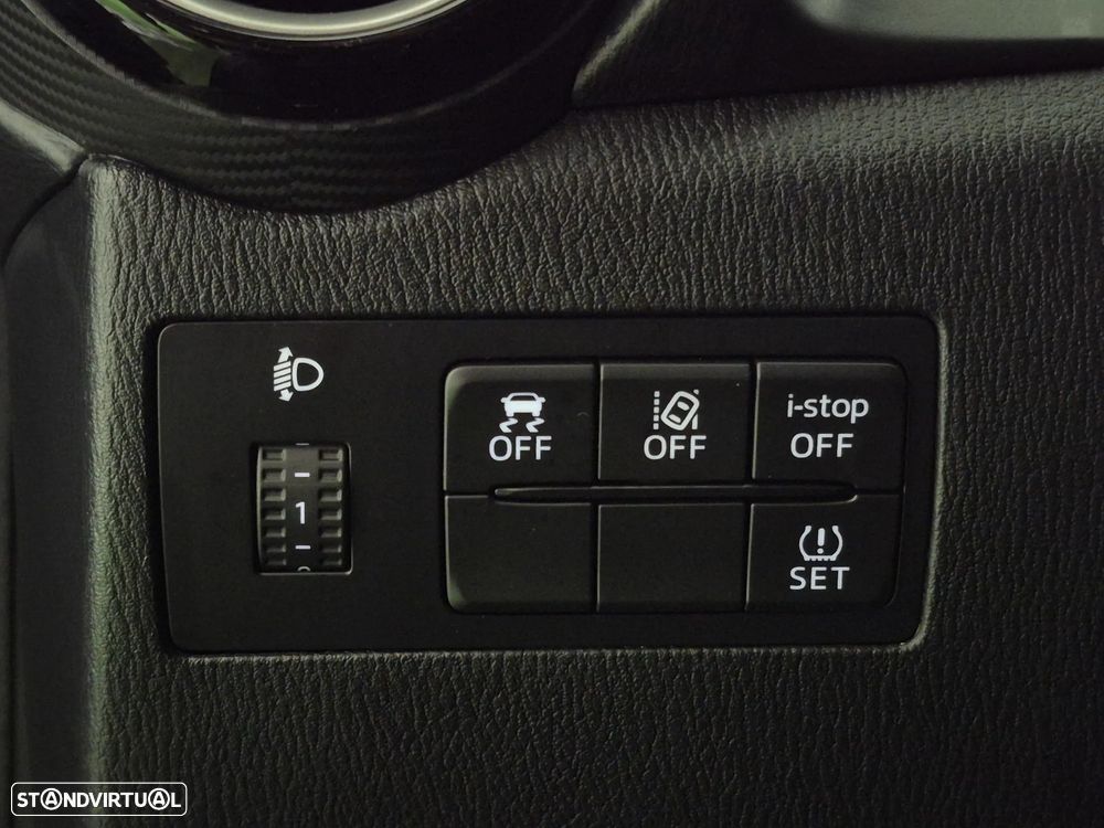 Mazda 2 1.5 e-Skyactiv-G Exclusive-Line Navi - 26