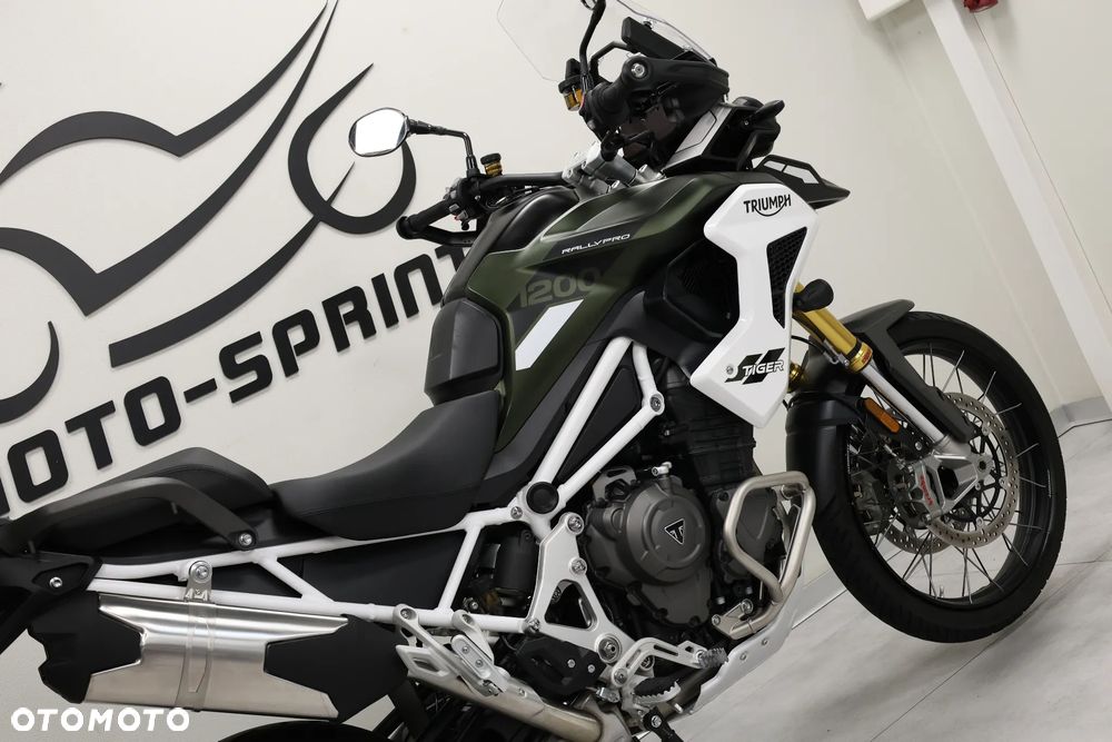 Triumph Tiger - 16
