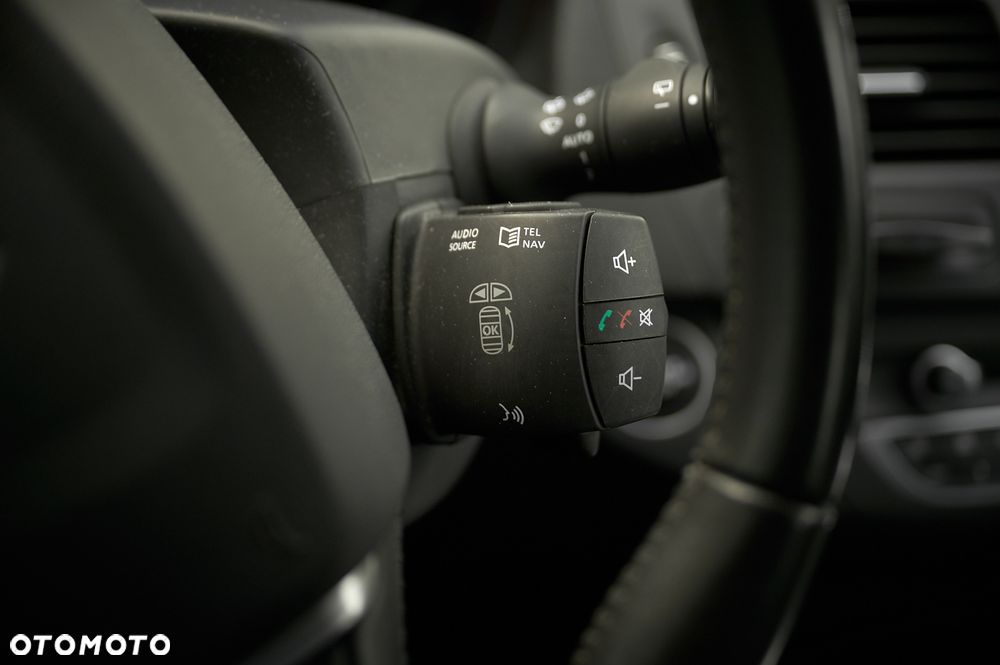 Renault Laguna 2.0 TCe 170 Initiale - 29